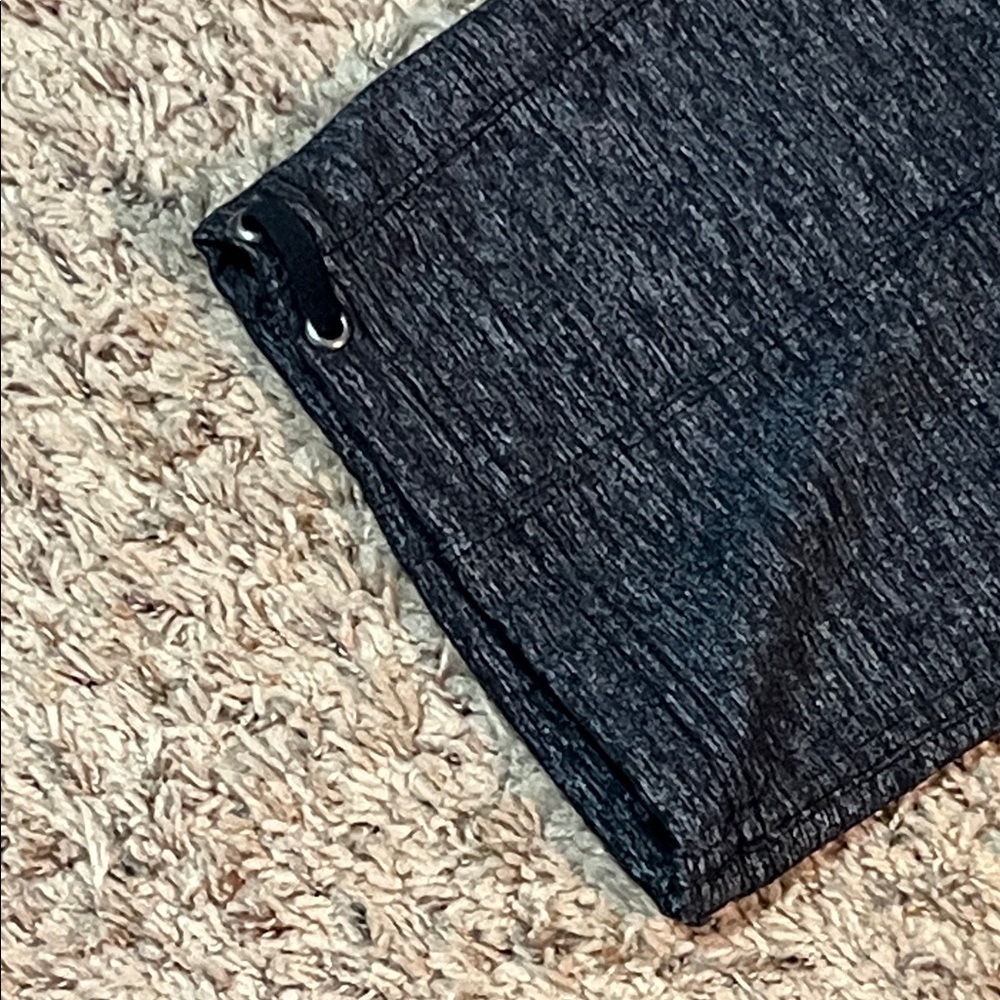 Athleta Quest Metro Slouch Capri Pants Medium Heather Gray Travel Jogger NWOT - Picture 3 of 9